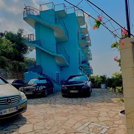 Bed and Breakfast Bluflest Dhërmi Exterior foto