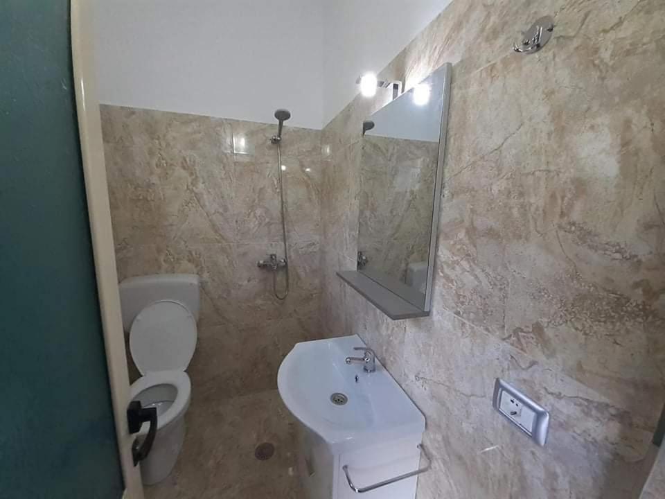 Bed and Breakfast Bluflest Dhërmi Exterior foto